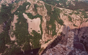 三道關(guān)長(zhǎng)城倒掛