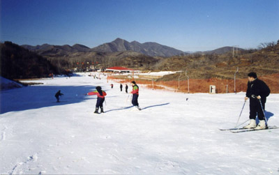玉龍滑雪場(chǎng)